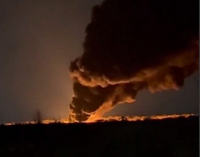 Важливу нафтобазу в Луганську атакували дрони