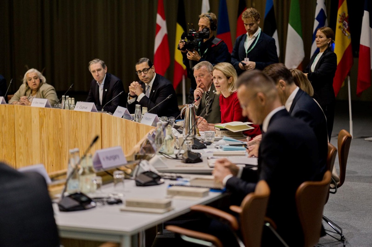 Новини політики - ЄС обговорює схему збільшення прибутків від заморожених активів РФ - ОП