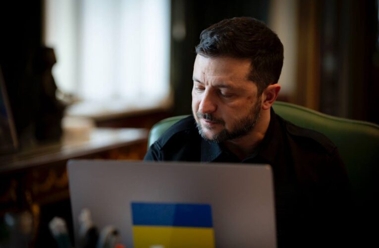 Зеленський провів розмову з президенткою МОК