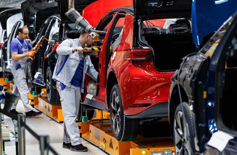 Автовиробники Німеччини переживають найбільший обвал за останні 15 років