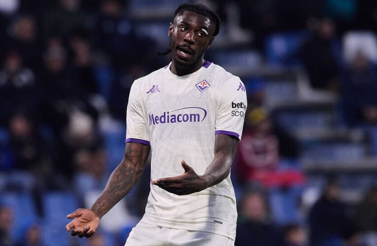 Барселона проявляє інтерес до форварда Фіорентини