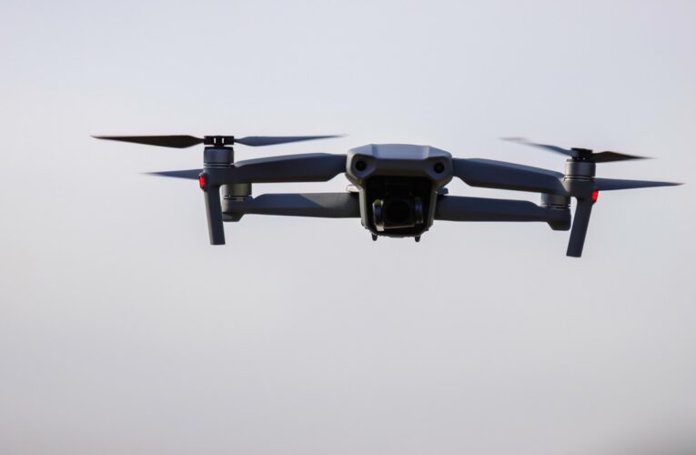 Біля аеропорту Вільнюса затримали двох операторів дронів