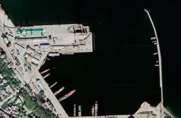 Дрон уразив російський корабель в Криму – соцмережі