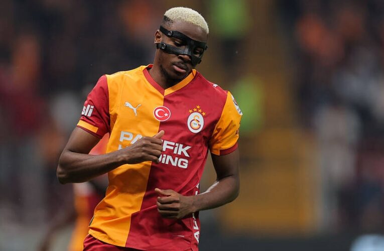 Форвард Галатасарая близький до рекорду Левандовські