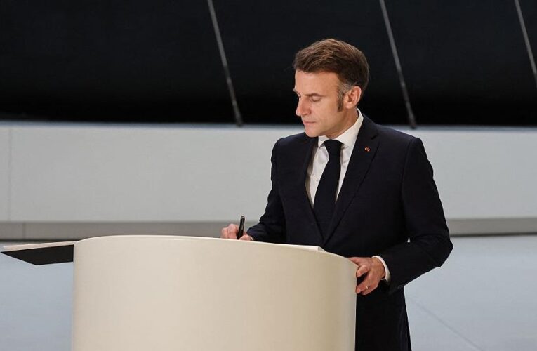 Гарантії безпеки для України: Макрон анонсував зустріч “коаліції рішучих”