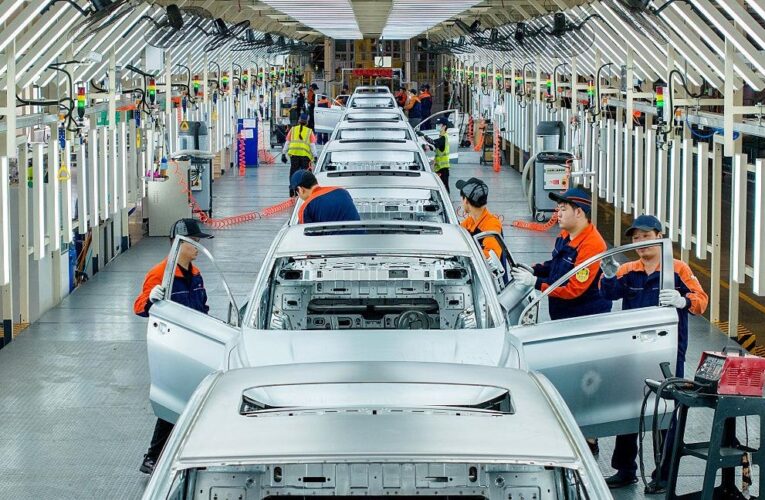 Китай встановив новий рекорд з виробництва автомобілів