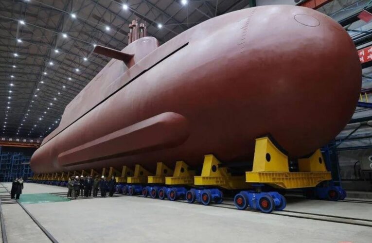 КНДР побудувала перший атомний підводний човен: до чого тут Росія