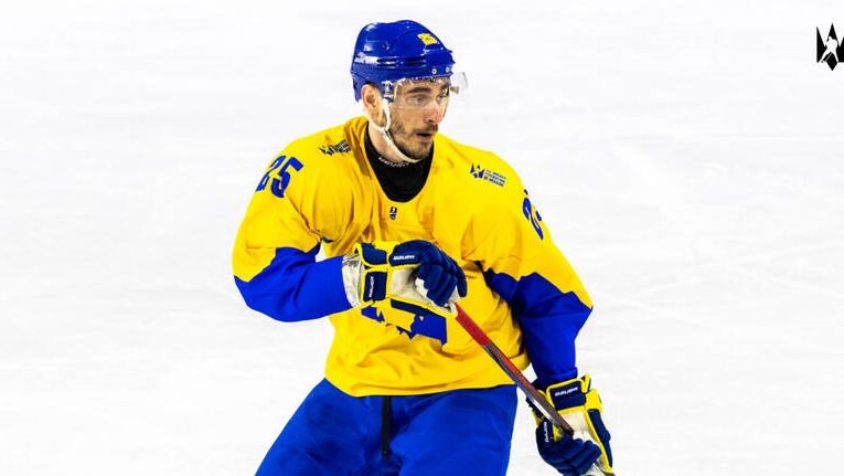 Лідер українського хокею: названо найкращого гравця року