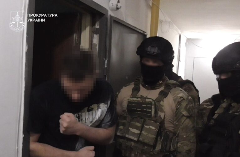 На Дніпропетровщині судитимуть батьків за розбещення доньки