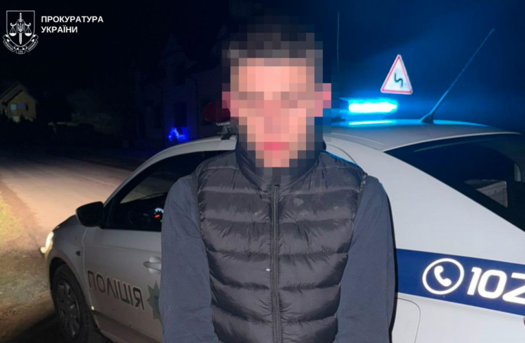 На Львівщині 25-річний чоловік побив військового: захисник в реанімації