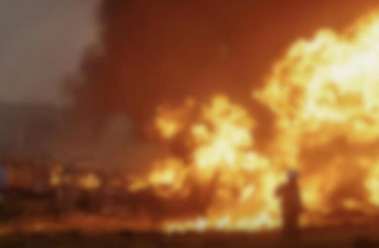 На об’єктах Укрнафти зупинена робота через обстріл