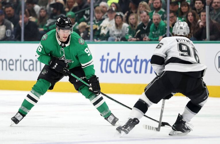 НХЛ: Даллас перервав серію невдач, Тампа програла