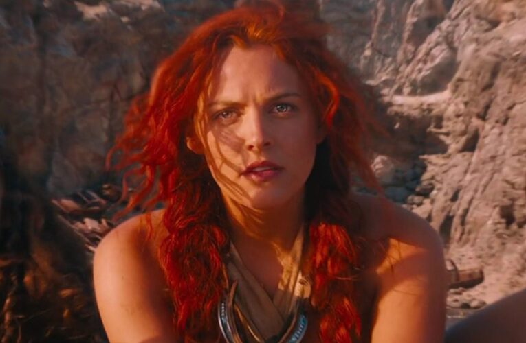 Онука Елвіса Преслі є біологічною матір’ю сина Джона Траволти – ЗМІ