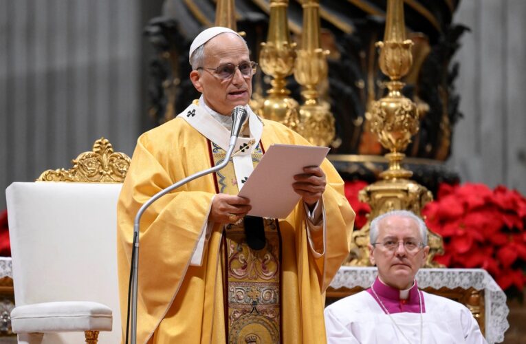 Папа Лев XIV розкритикував “спотворену економіку”