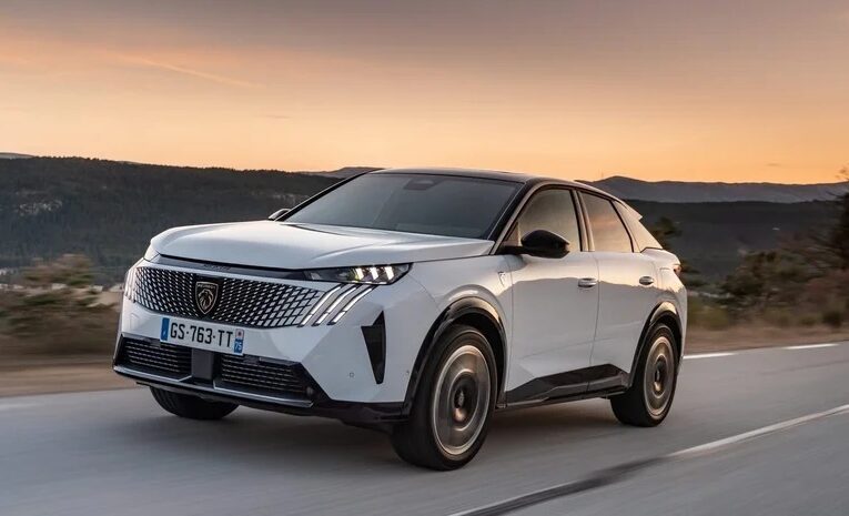 Peugeot відкликає майже 100 тисяч кросоверів 3008 і 5008