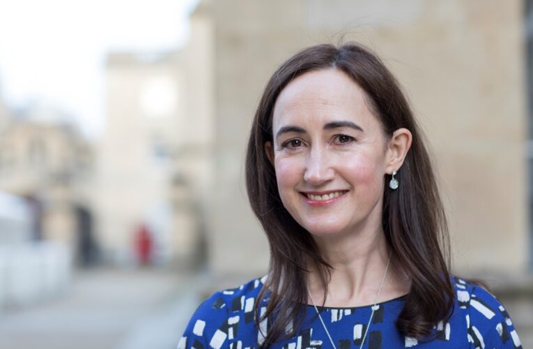 Померла письменниця Софі Кінселла – авторка культової серії Шопоголік