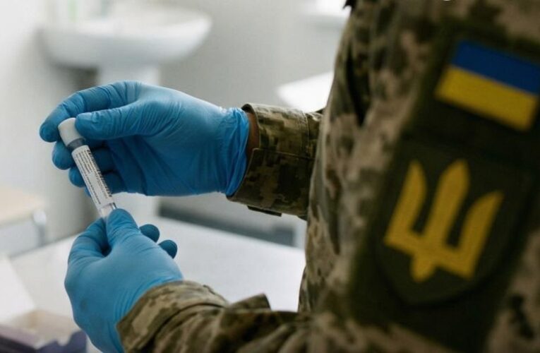Понад третина військових уже здала зразки ДНК