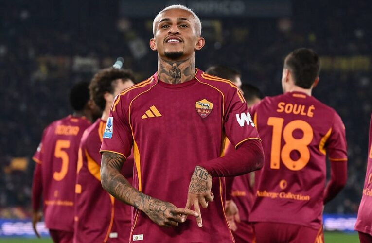 Рома впоралася без Довбика, мінімально здолавши Комо