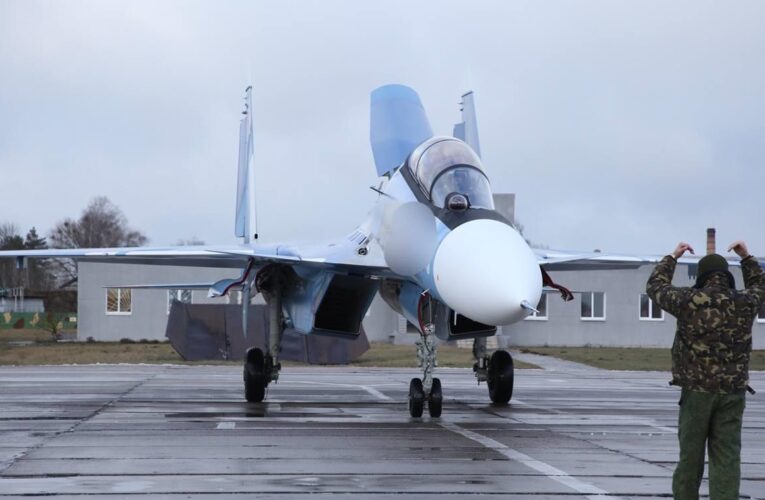 Росія передала Білорусі третю партію своїх винищувачів Су-30СМ2