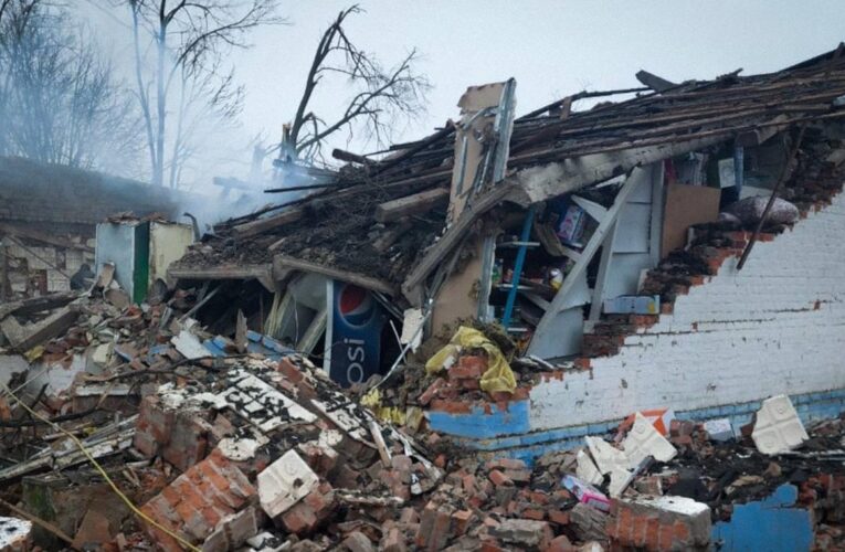 Росіяни вбили бомбою двох жінок на Сумщині