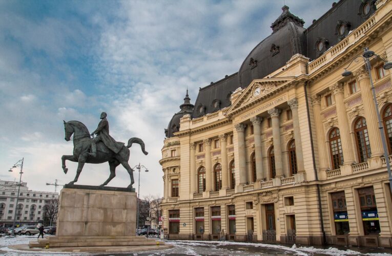 Росіяни здобувають паспорти ЄС, привласнюючи особи загиблих українців – ЗМІ