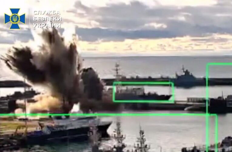 СБУ підірвала підводний човен у Новоросійську