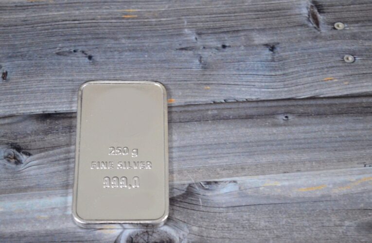 Срібло сягнуло нового максимуму у $80