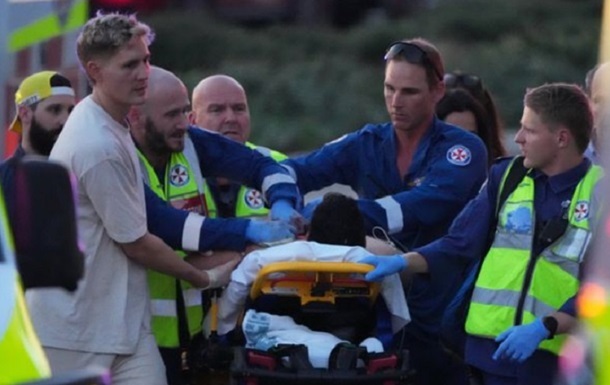 Теракт у Сіднеї на пляжі: кількість жертв значно зросла