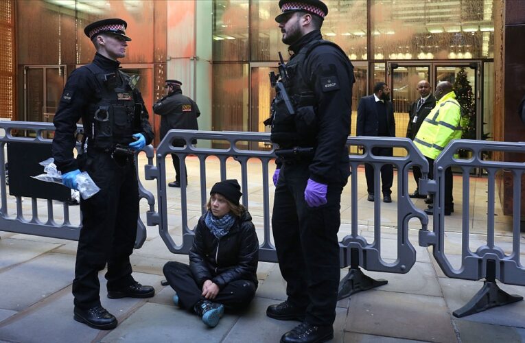 У Британії арештували екоактивістку Грету Тунберг