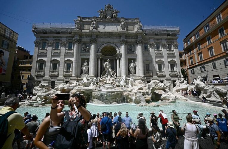 У Римі зроблять платним доступ до знаменитого фонтану