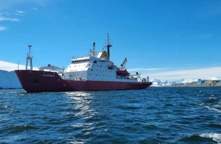 Український криголам Ноосфера вперше перетнув Південне полярне коло