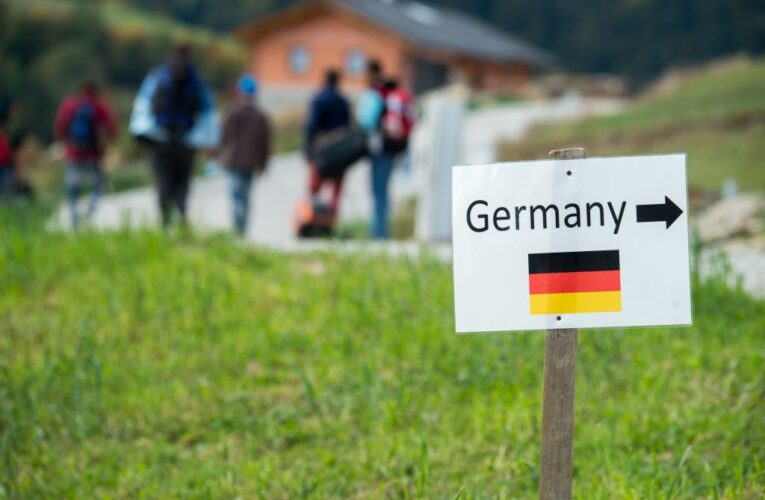 Уряд Німеччини ускладнив виплати безробітним