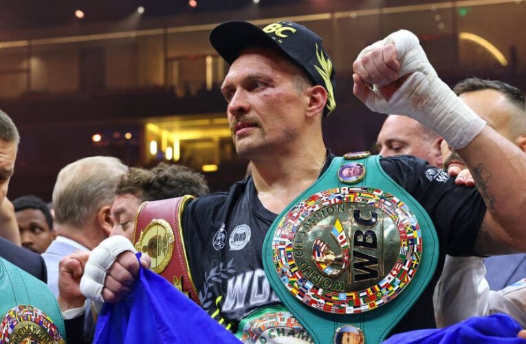 Усик отримав дозвіл від WBC на добровільний захист титулу