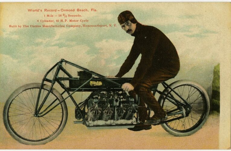 В мережі показали унікальний мотоцикл 1907 року