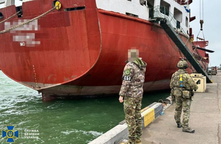 В Одесі арештували судно “тіньового” флоту Росії