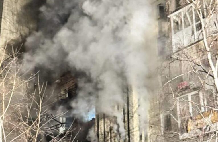 В Охтирці БПЛА влучив у багатоповерхівку