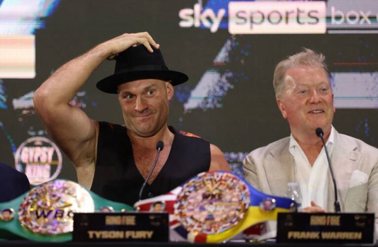 Воррен зобразив уявлення про бій між Ф&rsquo;юрі та Джошуа у вигляді банкнот