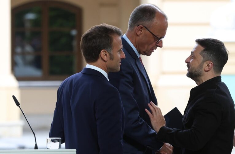 ЗМІ: Зеленського попередили про “зраду” з боку США