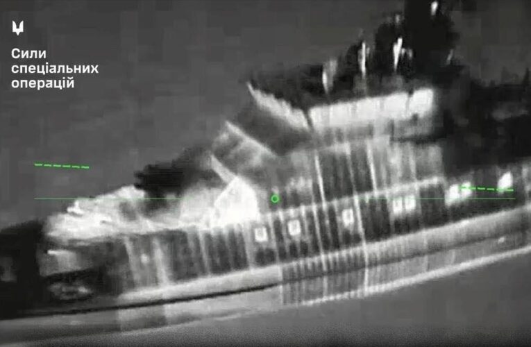 ЗСУ уразили корабель і нафтову платформу на Каспії