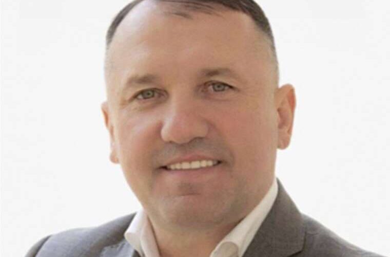 Академік на мільйони як ректор Василь Фелик обставив себе люксовими авто та елітною нерухомістю