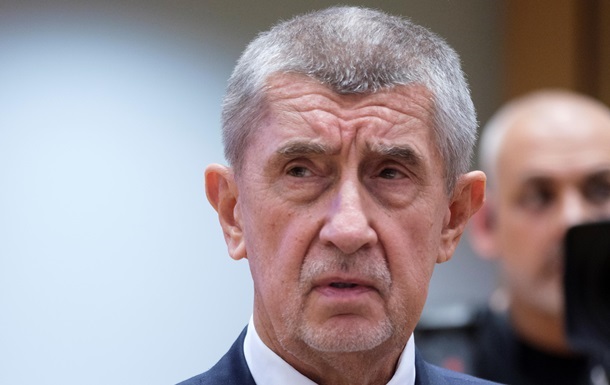 Новини світу - Бабіш: Чехія продовжить "снарядну ініціативу", але є умова