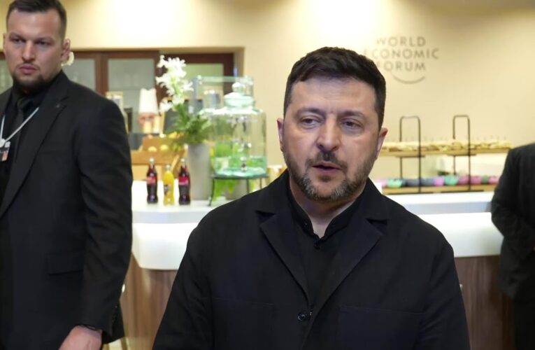 Спілкування Володимира Зеленського з медіа у Давосі