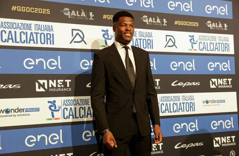 Дюмфріс об’єднує європейські клуби в зацікавленості в ньому