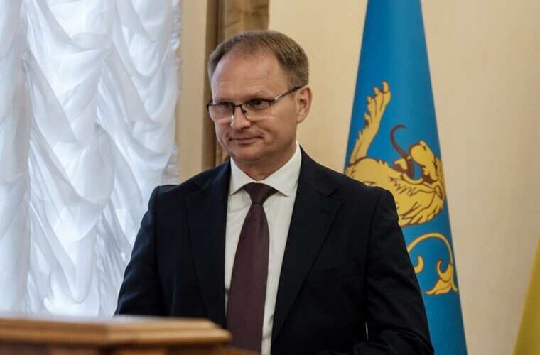 Елітна нерухомість та безкоштовні Mercedes що приховує декларація нового очільника Львівської юстиції Ігоря Титли