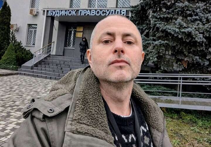 Голова Деснянської РДА Бахматов зберігає мільйони готівкою та купує елітне майно під час війни