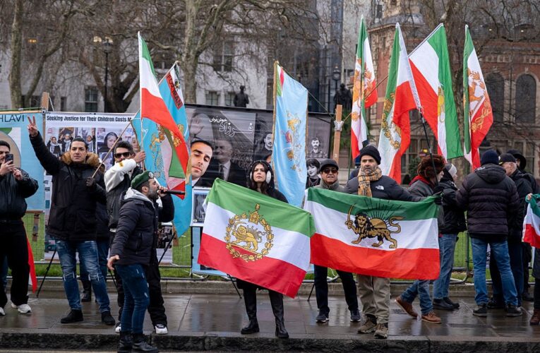 Іран залишився без інтернету на тлі протестів