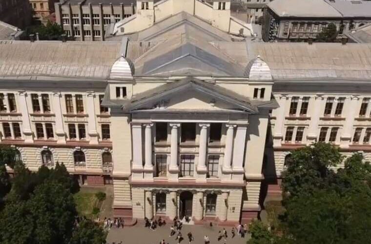 Кінець епохи Запорожана вибори ректора ОНМУ перетворилися на відкриту битву за спадщину