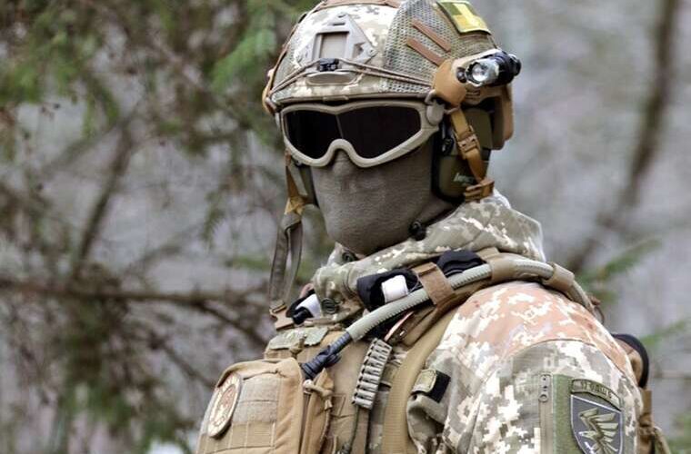 Контракт на 295 мільйонів без конкуренції АОЗ придбала шоломи у фірми з орбіти Темп-3000