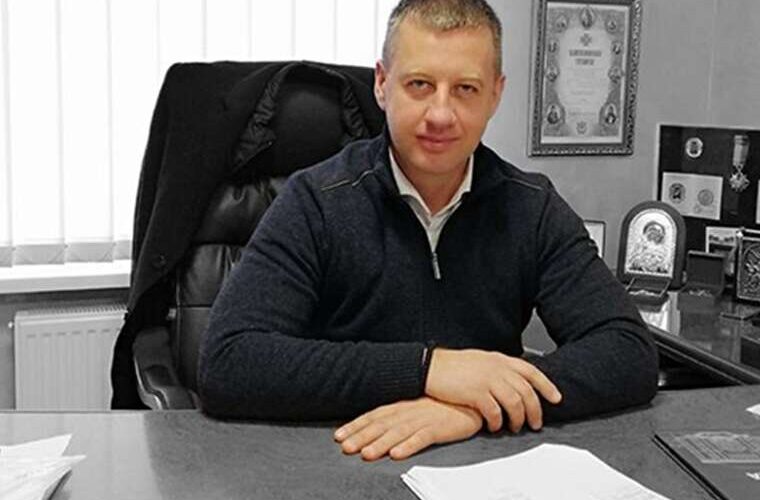 Кругообіг нерухомості в родині як секретар міськради Рівного Віктор Шакирзян приховує активи за скромними цінами та подарунками від батька