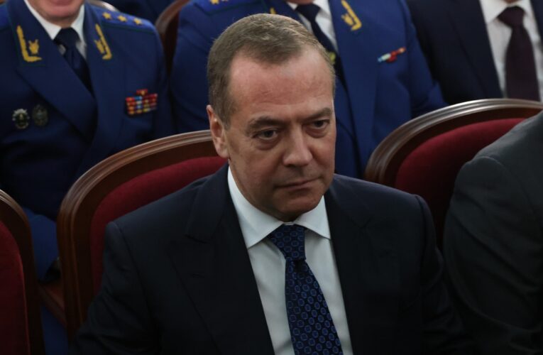 Медведєв пригрозив Фінляндії через “огидну русофобію”